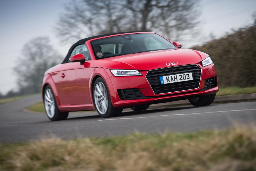  Audi TT Roadster 2.0 TDI Ultra (8S) 2015 года  (UK) (фото 7 из 14)